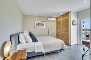 2 slaapkamers, een kluis op de kamer, een strijkplank/strijkijzer