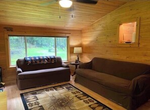 Smart-TV og stereoanlegg