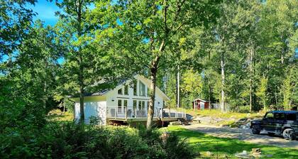 Modern vacation home on the Bolmen