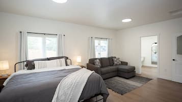4 chambres, fer et planche à repasser, Wi-Fi gratuit, draps fournis