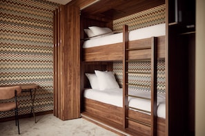 Deluxe Four persons | 1 Schlafzimmer, Minibar, Zimmersafe, Verdunkelungsvorhänge