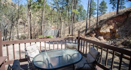 ❖Charming Log Cabin❖Firepit❖Great Deck with Grill❖