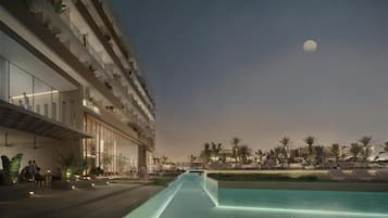 2 outdoor pools, open 10:00 AM to 7:30 PM, free pool cabanas