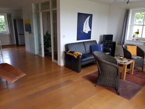 TV - 2 bedroom private vacation home in silmenitz (Silmenitz)