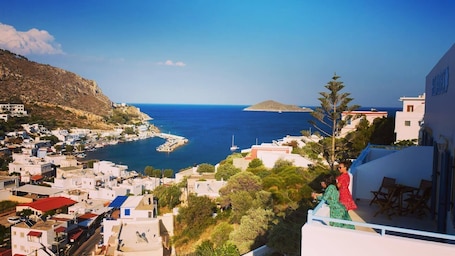 Property grounds. Heliades Suites, view and comfort over Panteli bay!