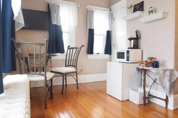 Chambre | Décoration personnalisée, ameublement personnalisé, Wi-Fi gratuit