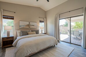 3 habitaciones, escritorio, wifi gratis y ropa de cama