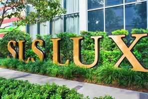 Exterior detail - Stylish Studio – Steps from City Centre! (Brickell)