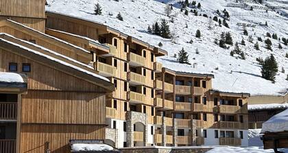 Beautiful ski in ski out apartment