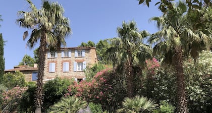 Stunning Mas 7 minutes from the sea