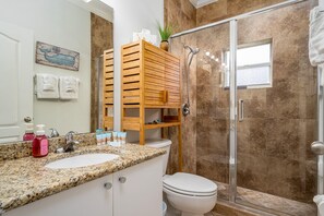 Casa, 3 habitaciones | Baño | Toallas 