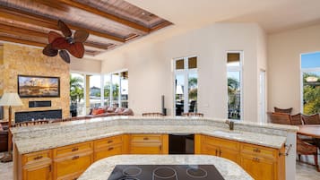 獨棟房屋, 5 間臥室 | 私人廚房