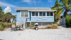 Unclassified image, 2 of 23, button - 2890 Seaview by Coastal Vacation Properties (Fort Myers Beach)