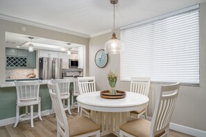 Dining - Caper Beach Club # 212 - 2810 Estero Blvd by Coastal Vacation Properties (Fort Myers Beach)