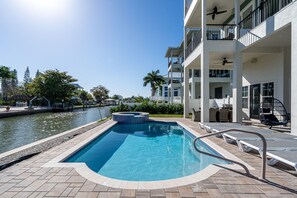 Maison, 5 chambres | Piscine | Piscine extérieure