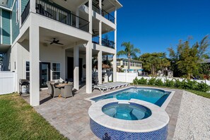 House, 5 Bedrooms | Pool