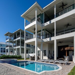 Exterior - 607 Estero Bliss on the Bay by Coastal Vacation Properties (Fort Myers Beach)