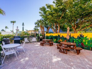 BBQ/picnic area