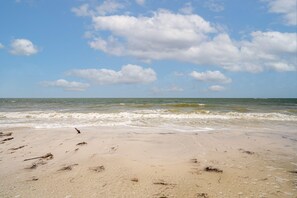 On the beach - Estero Beach and Tennis Club # 302a - 7300 Estero Blvd by Coastal Vacation Properties (Fort Myers Beach)