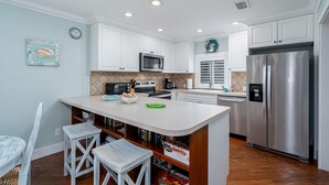 Cottage, 3 Bedrooms | Private kitchen - 307 Lazy Way Lazy Limpkin Cottage by Coastal Vacation Properties (Fort Myers Beach)