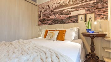 1 habitación, tabla de planchar con plancha y internet