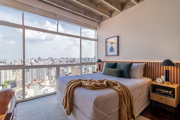 1 bedroom, iron/ironing board, Internet, bed sheets - Copan 31st floor | 100mbps | amazing view (Sao Paulo)
