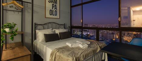 1 bedroom, iron/ironing board, internet, bed sheets