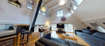 lohkas triplex loft petite france 2br 2bth