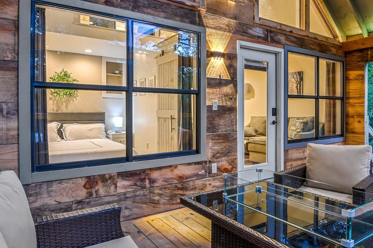 2 bedrooms, free WiFi