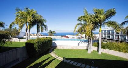 Home2Book Sea View & Pool Getaway, Santa Úrsula