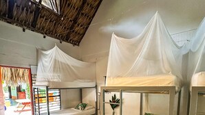 Room - Makenke Hostel By Los Colores Ecoparque (Puerto Triunfo)