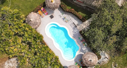 Makenke Hostel By Los Colores Ecoparque