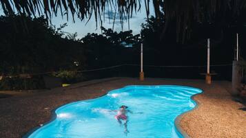 Piscina externa