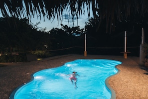 Piscine extérieure