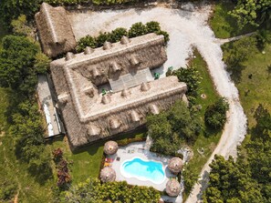 Exterior - Makenke Hostel By Los Colores Ecoparque (Puerto Triunfo)