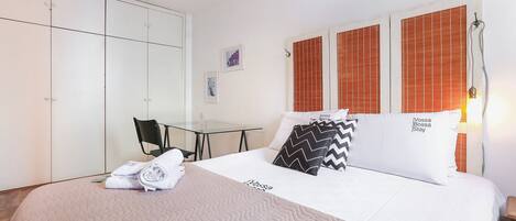 2 makuuhuonetta, silitysrauta/-lauta, internet, vuodevaatteet