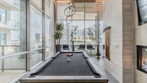 Billiards - Corporate Apartments Deep Ellum (Dallas)