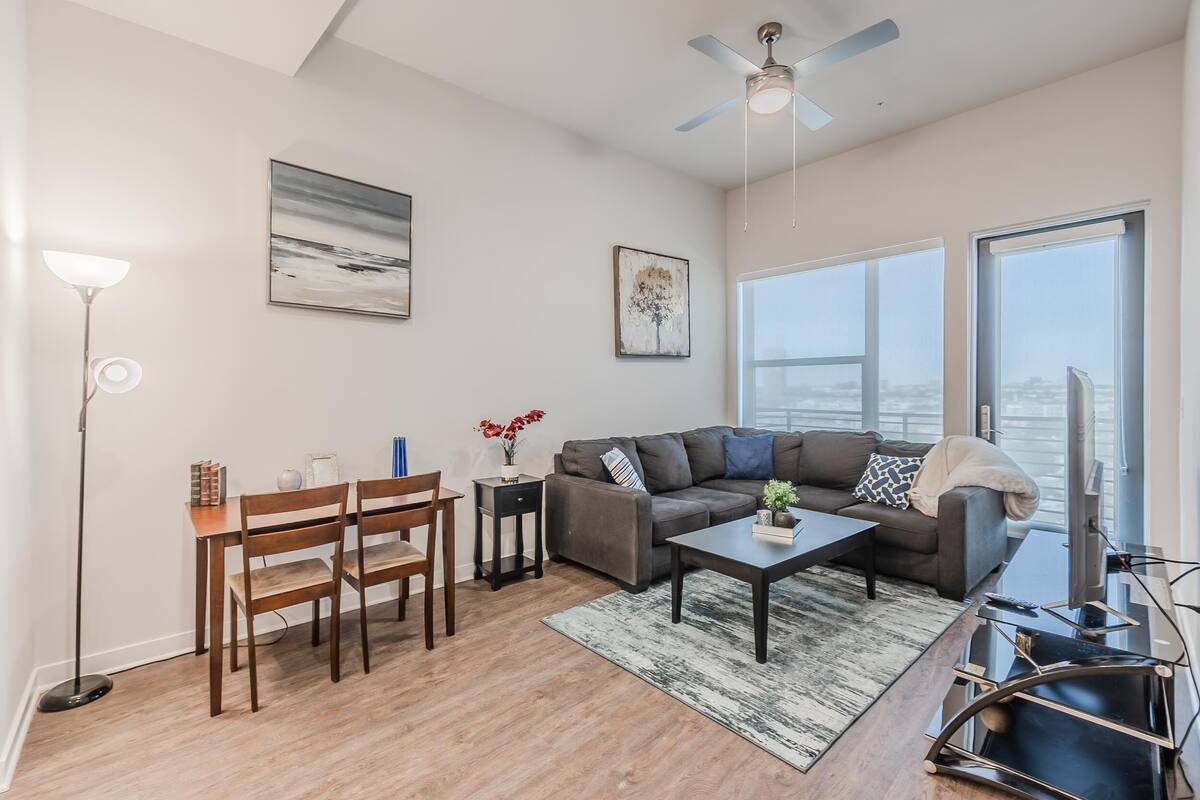 Comfort Apartment | Living area | 55-inch Smart TV with digital channels, TV