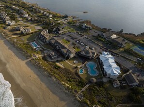 Exterior - Private Beach Access | Access to 2 Pools + more (Duck)