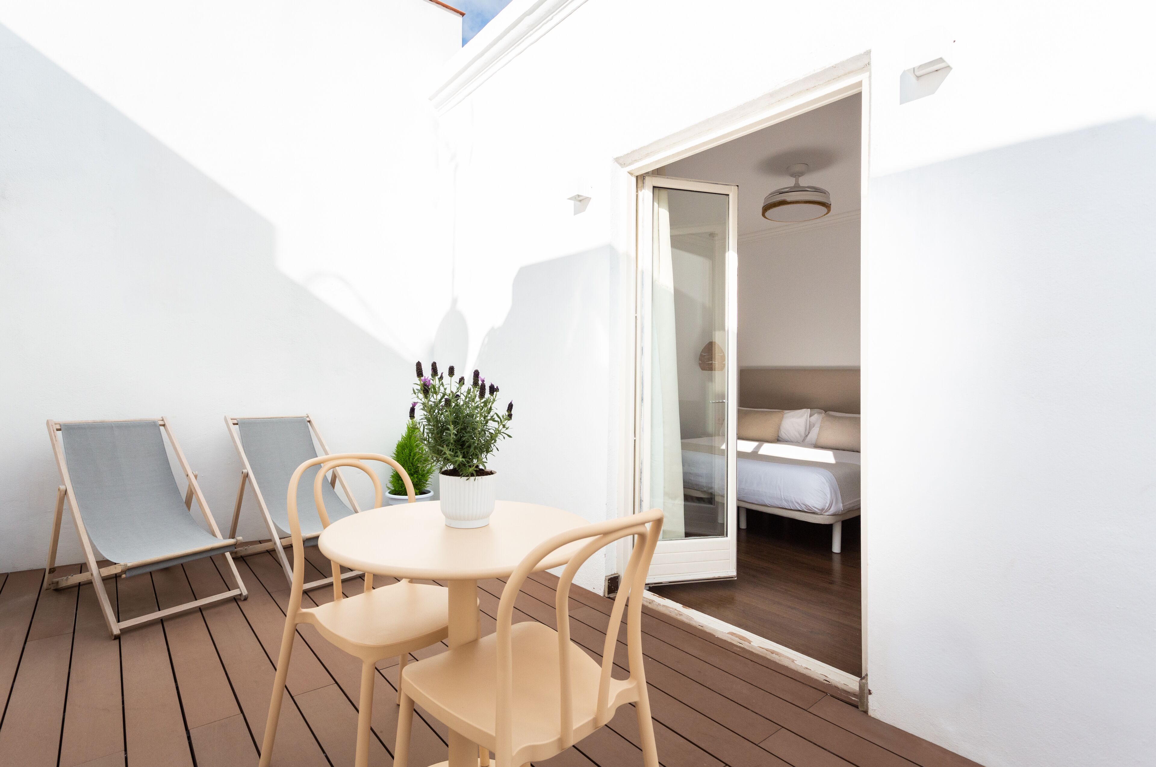 Habitación Signature con 1 cama doble o 2 individuales | Cunas gratuitas, cuna de viaje, wifi gratis y ropa de cama