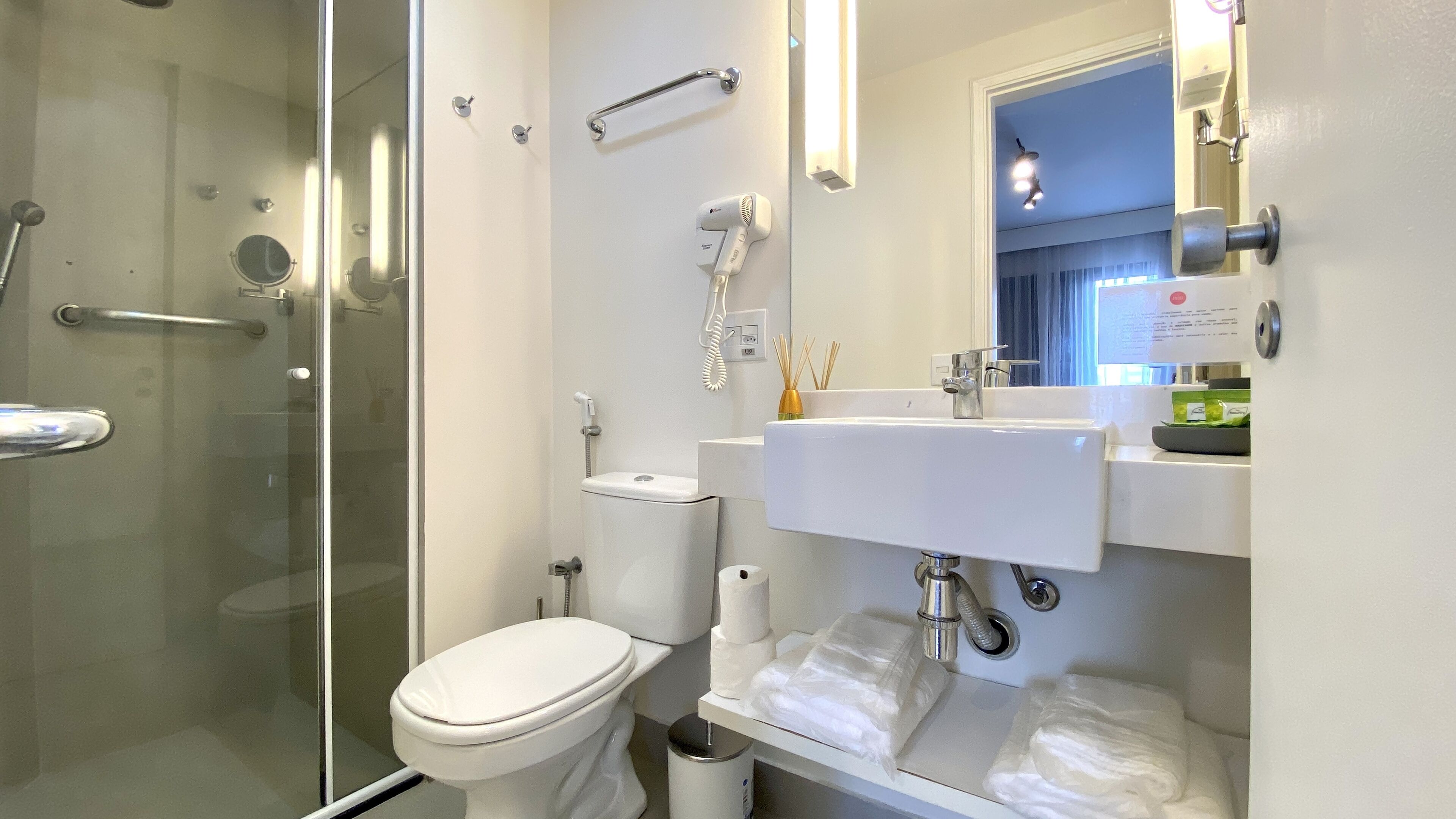 Comfort Double Room | Bathroom