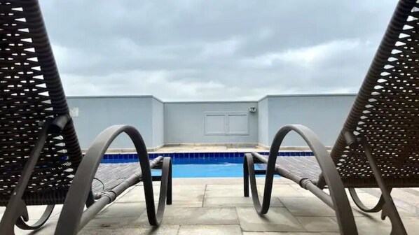 室外游泳池