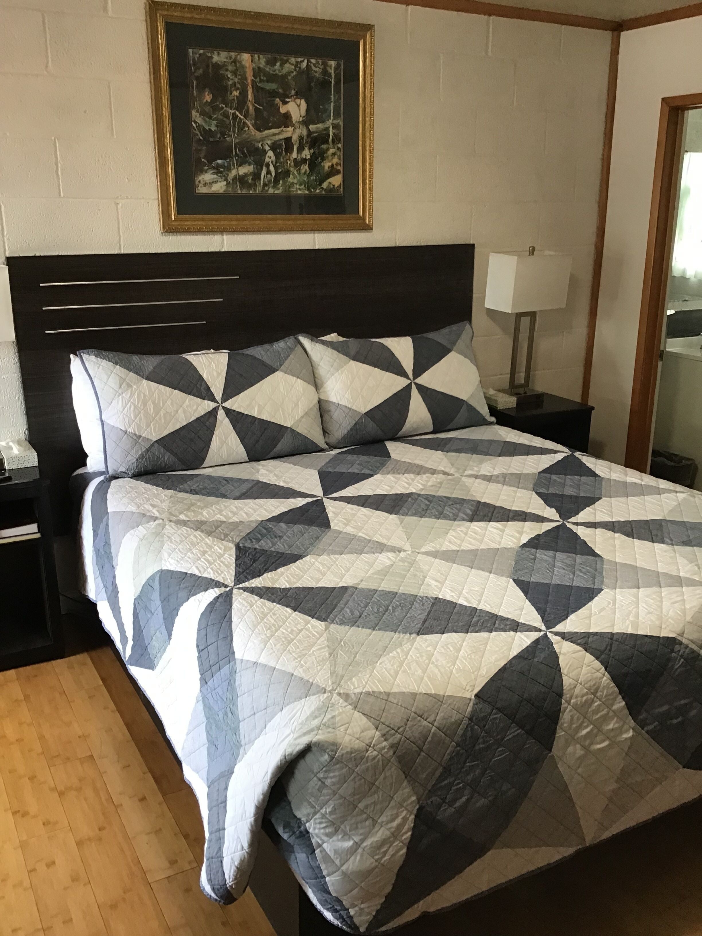 Deluxe Room | Desk, free WiFi, bed sheets