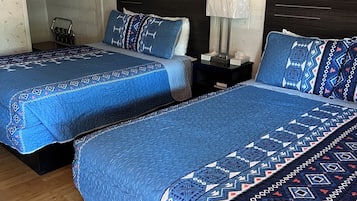 Classic Room | Desk, free WiFi, bed sheets