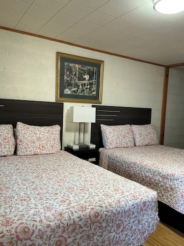 Starlight Motel