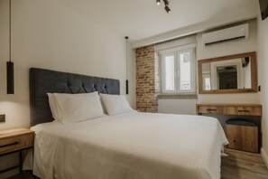 1 chambre, coffres-forts dans les chambres, bureau