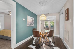 2 bedrooms, iron/ironing board, free WiFi, bed sheets - 2-Bed Retreat Near KU Med W/Fenced Yard | 32 (Kansas City)