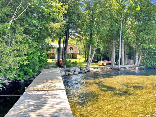 Playa Salvador Executive Cottage - Redstone Lake