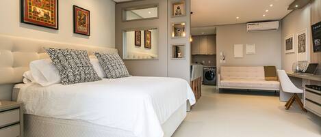 1 slaapkamer, een strijkplank/strijkijzer, wifi, beddengoed