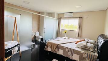 4 habitaciones, tabla de planchar con plancha y wifi gratis